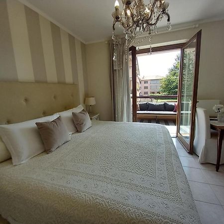 Fiorenza House Luisago ภายนอก รูปภาพ