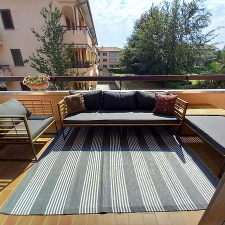 Fiorenza House Luisago ภายนอก รูปภาพ