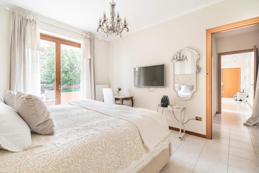 Fiorenza House Luisago ภายนอก รูปภาพ