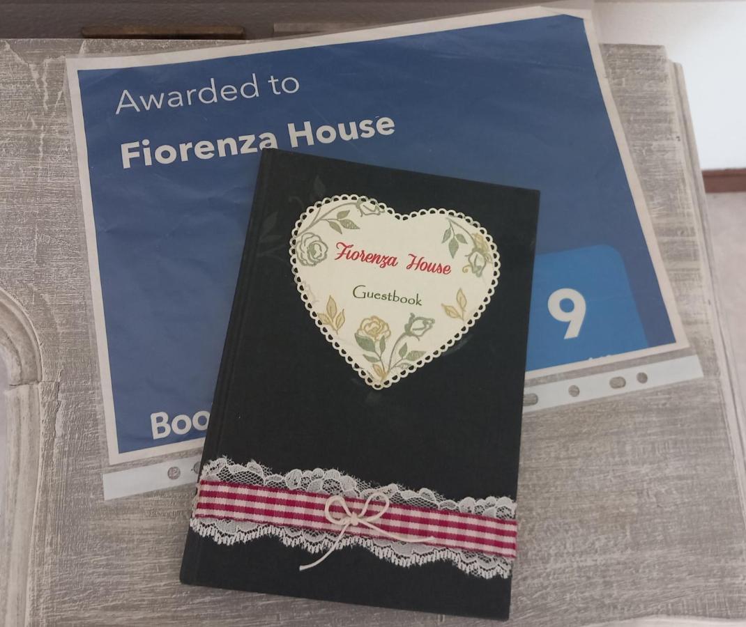 Fiorenza House Luisago ภายนอก รูปภาพ