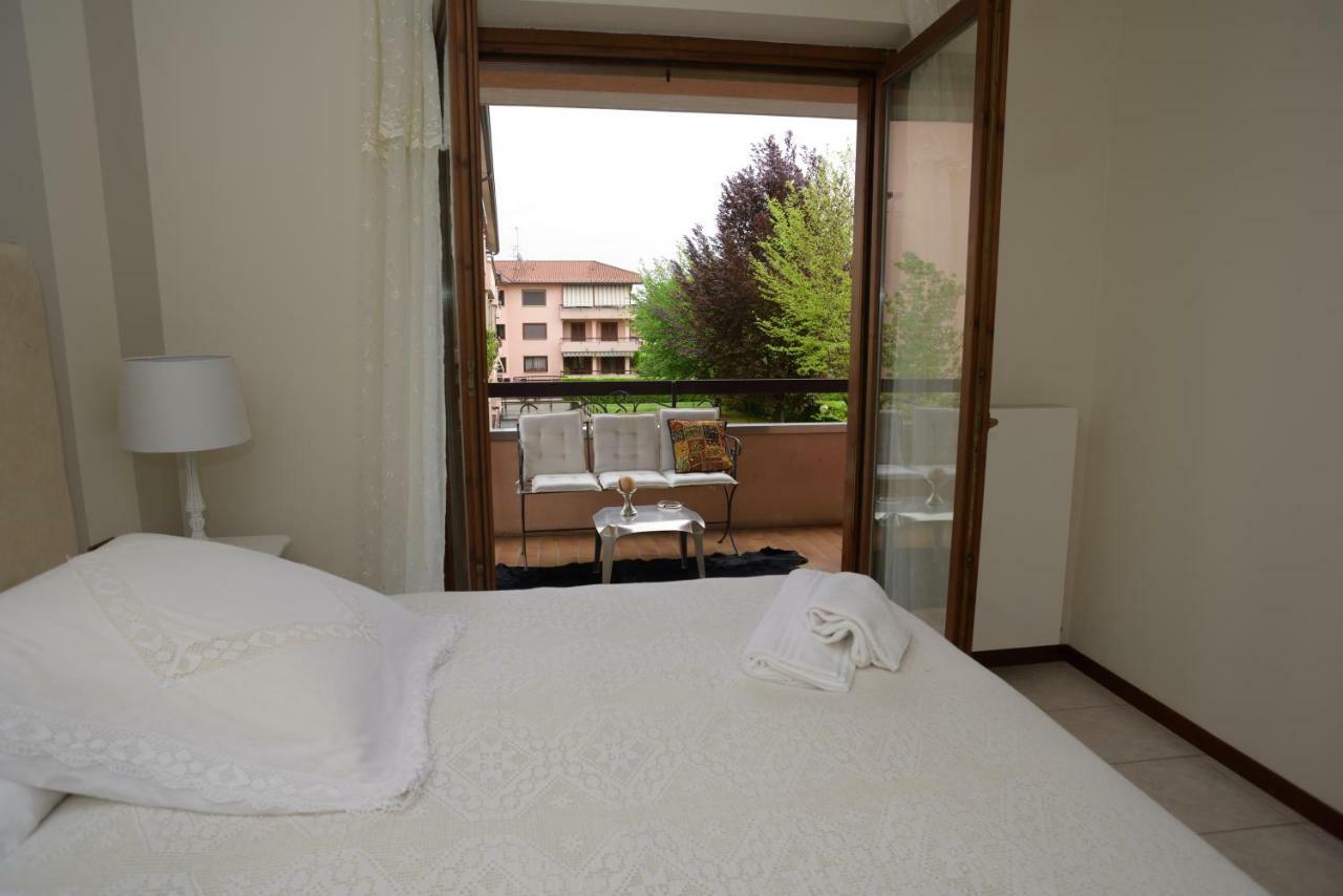Fiorenza House Luisago ภายนอก รูปภาพ